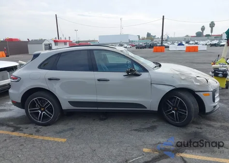 2021 Porsche Macan from USA, damaged, VIN WP1AA2A55MLB18135